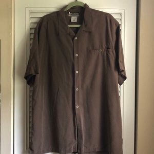 Men’s Columbia Short Sleeve Buttondown in XXL